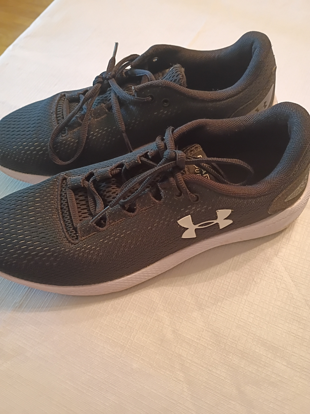 Under Armour Women's Black Athletic Lace-Up Trainers with White Logo